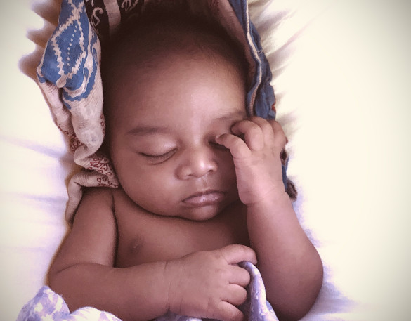 What Does a Postpartum Doula Do? The Support Many Mothers Need After Having a Baby